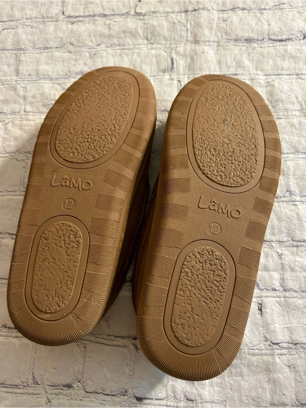 Lamo moccasin slippers